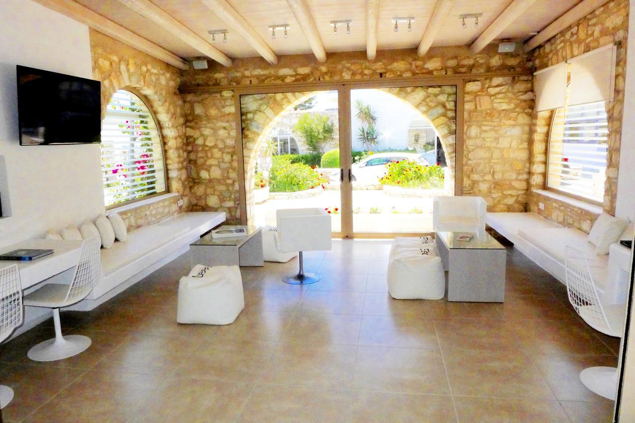 Amaryllis Beach Hotel Chrisi Akti  Exterior photo